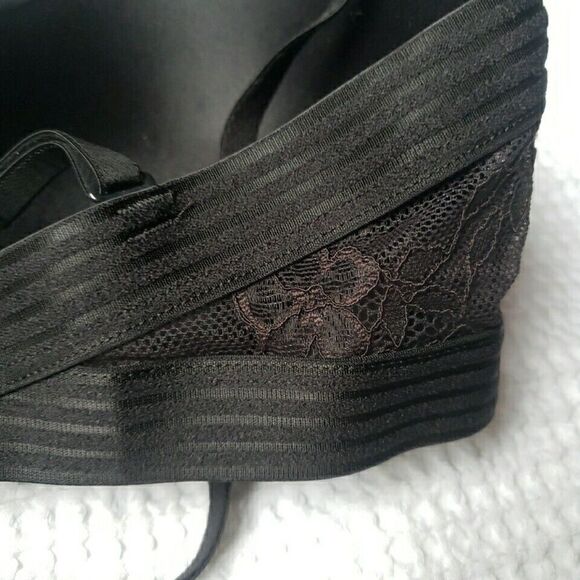 NEW Maidenform Bra Strapless Push-up Bra Basically Sexy 34C Black Lace NWT - Picture 4 of 9